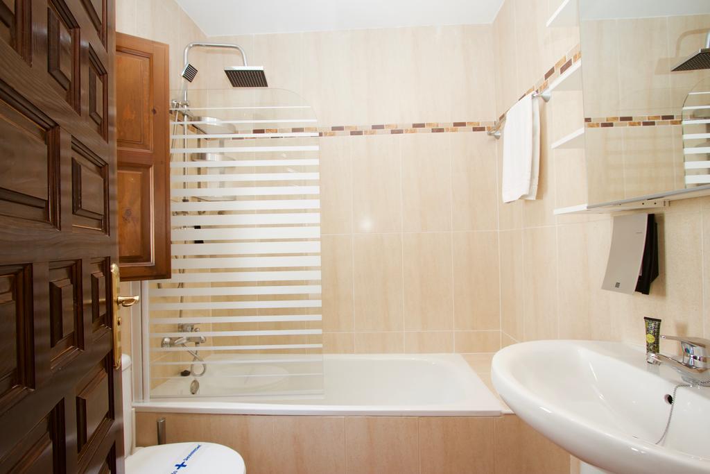 Apartamento Inside La Corrala Grenada Zewnętrze zdjęcie